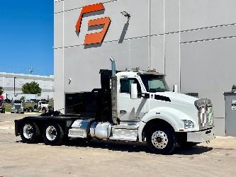 Kenworth T880