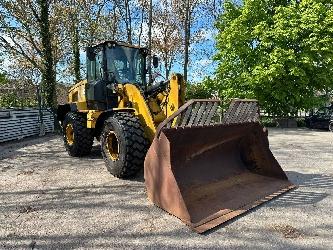 CAT 930 M