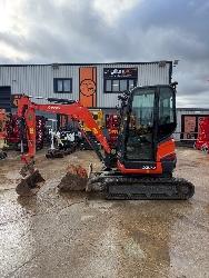 Kubota U 27-4