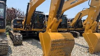 CAT 323 D