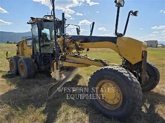 CAT 160M AWD