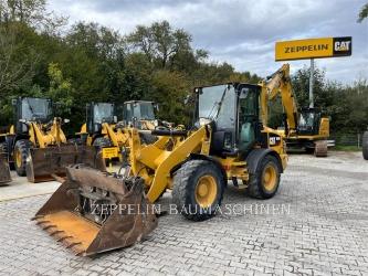 CAT 908M