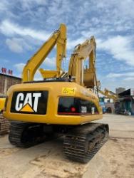 CAT 320 D