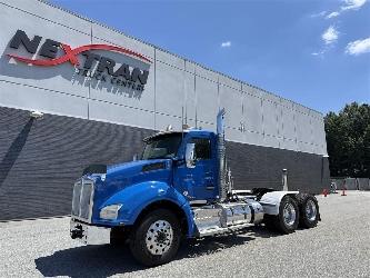 Kenworth T880