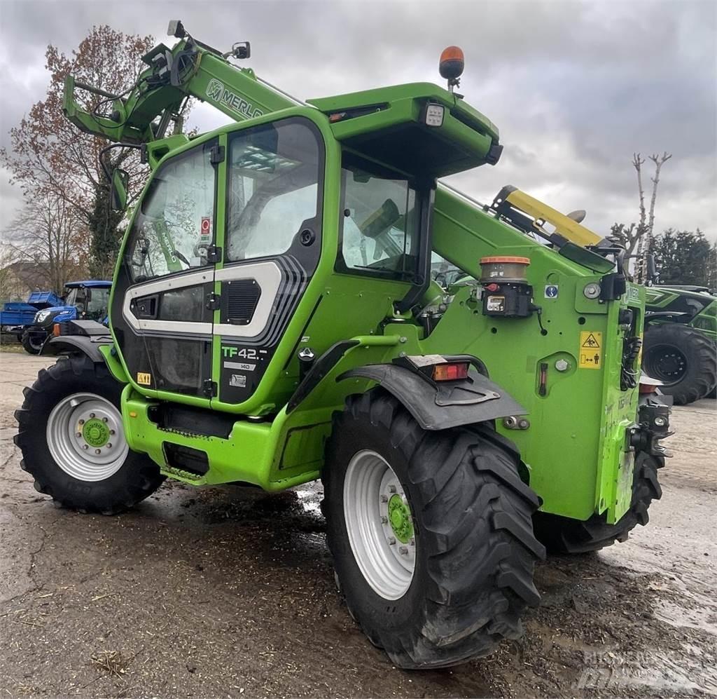 Merlo TF 42.7-140 農業用テレハンドラー