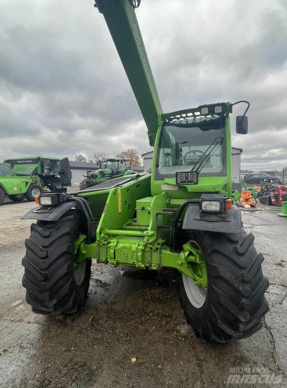 Merlo TF 42.7-140 農業用テレハンドラー