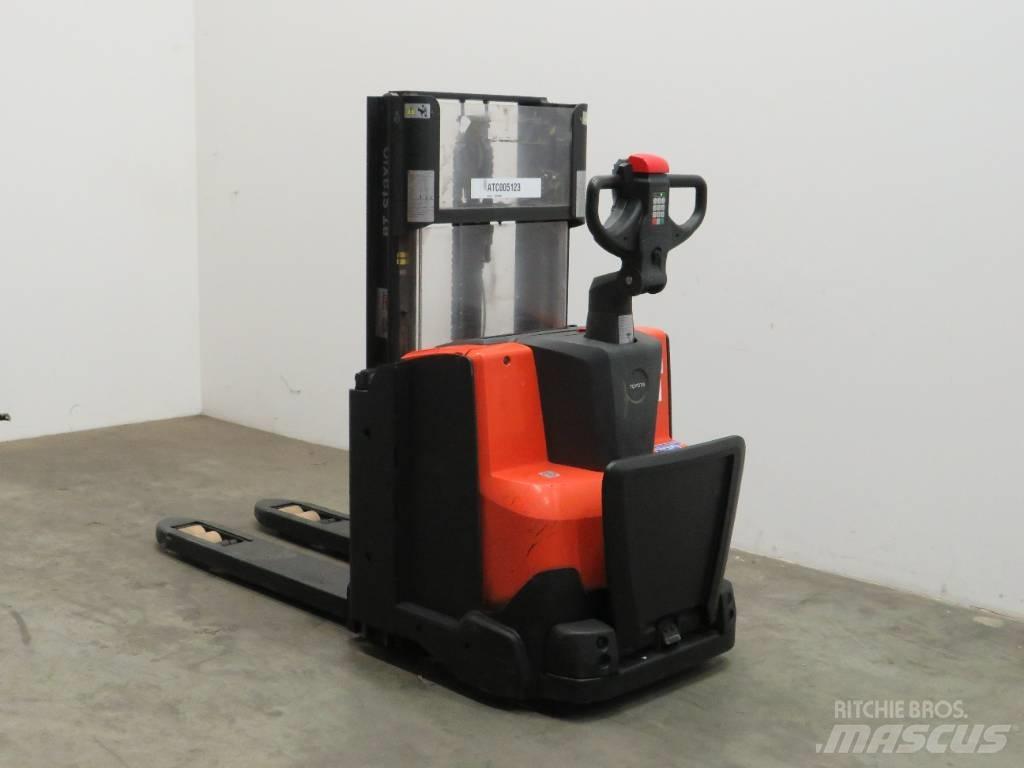 BT SWE 200 D ウォーキンフォークリフト