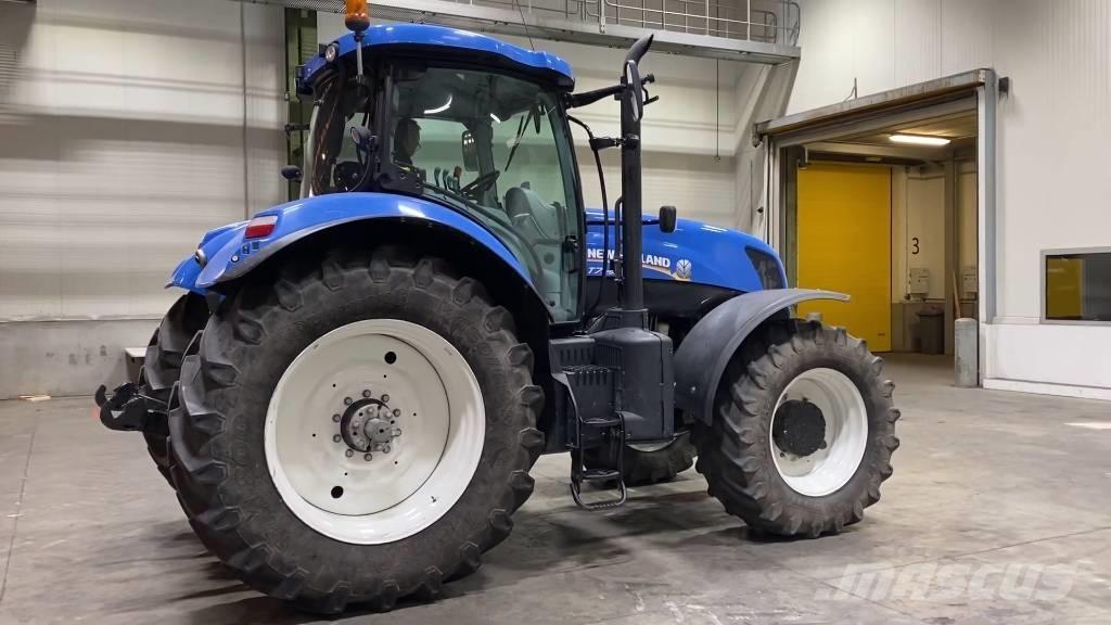 New Holland T 7.250 トラクター