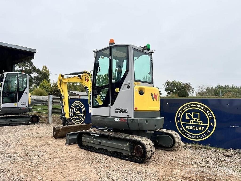 Wacker Neuson EZ26 ミニ油圧ショベル 7t以下（ミニユンボ・ミニディガー）