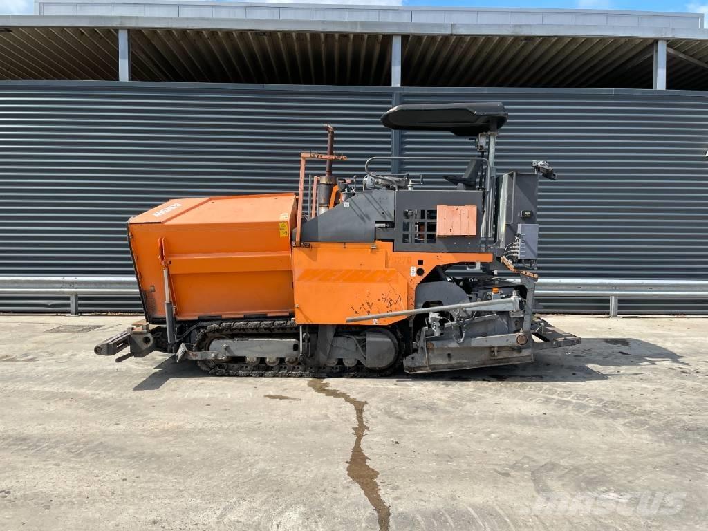 ABG TITAN 2820 アスファルトフィニッシャ