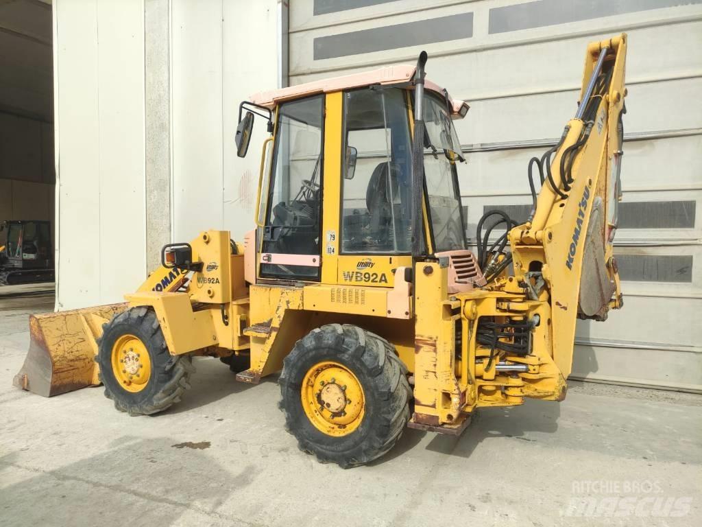 Komatsu WB 92 A バックホーローダー