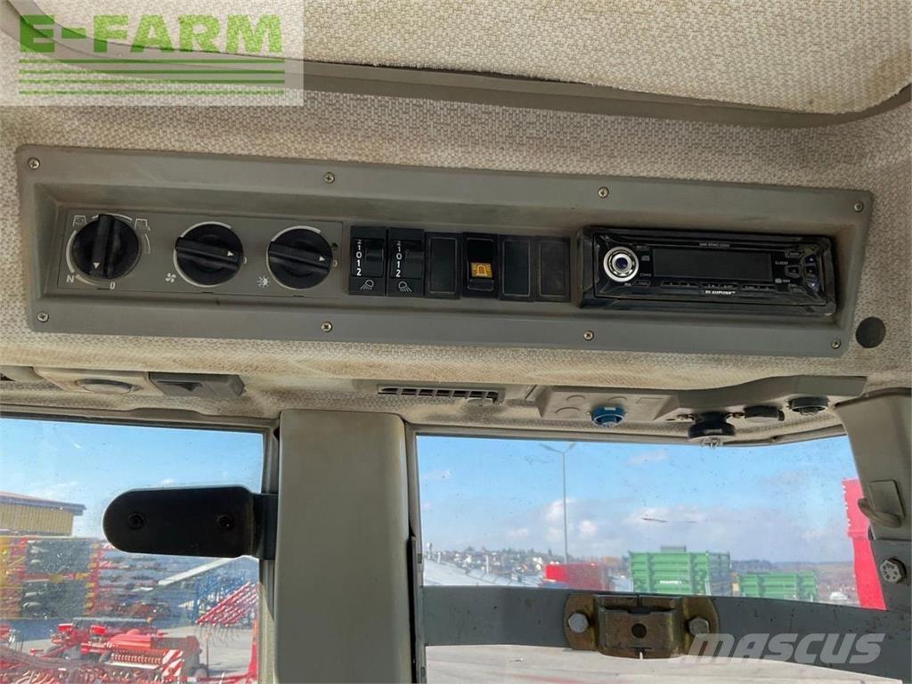 Fendt 412 Vario トラクター