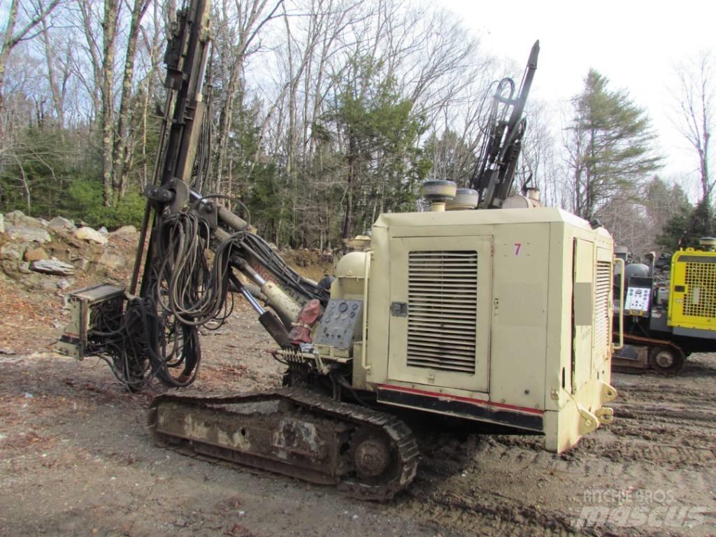 Atlas Copco ECM 590 サーフェイスドリルリグ