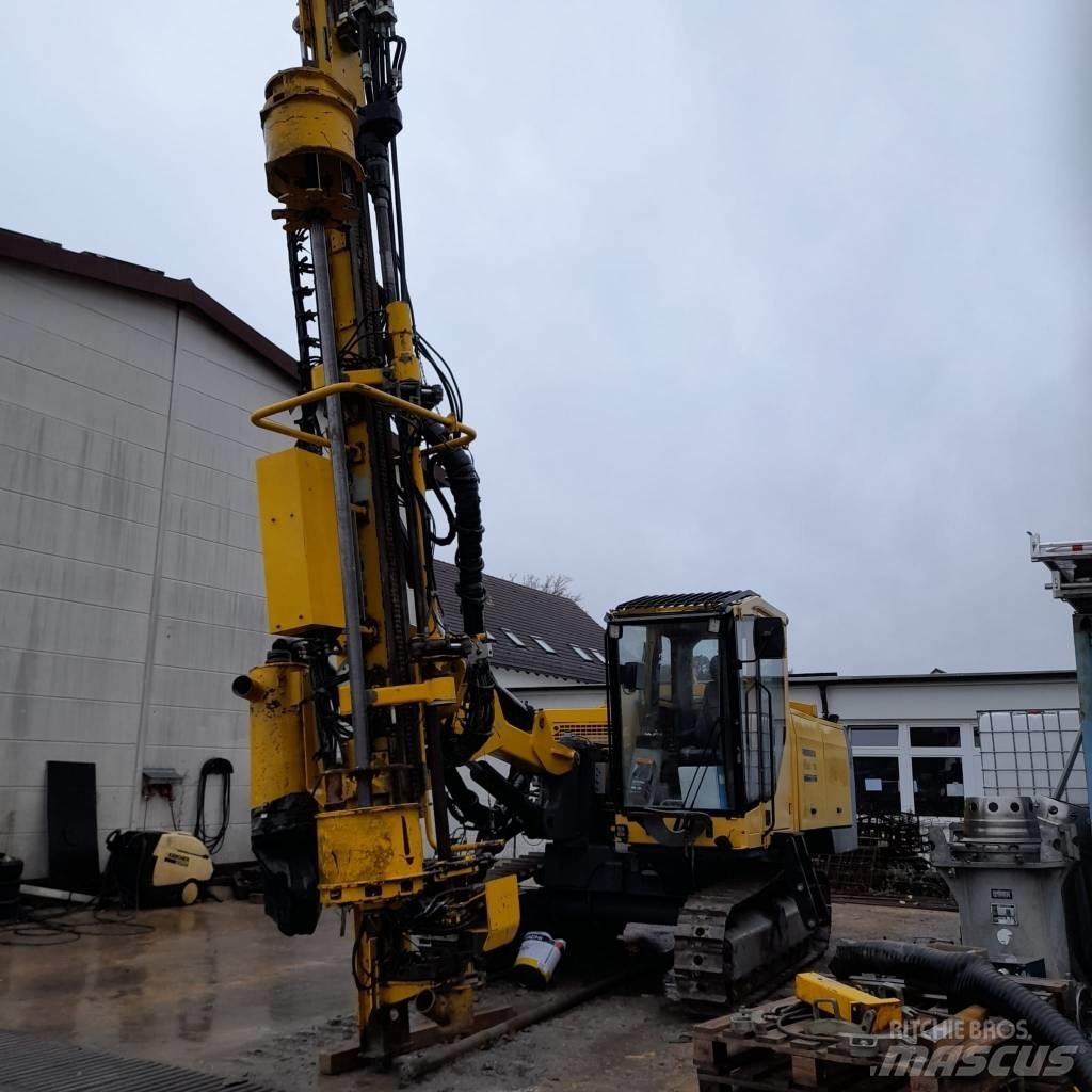 Atlas Copco F6 サーフェイスドリルリグ