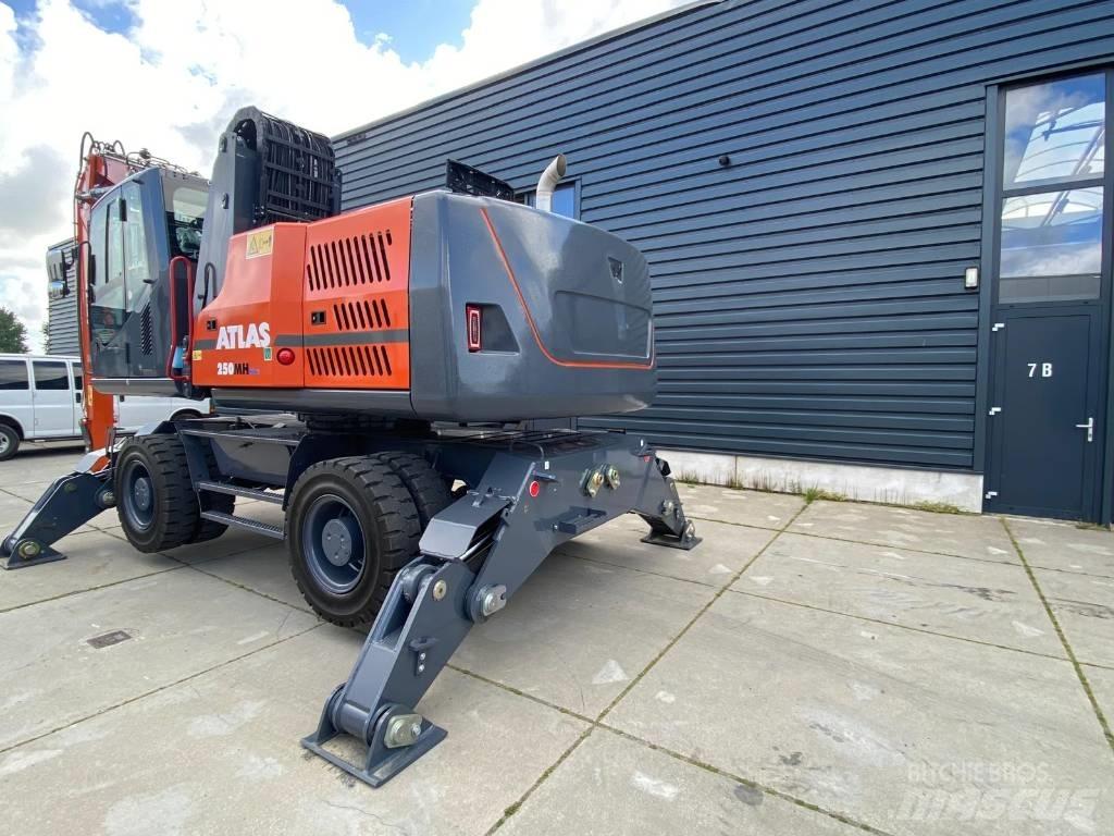Atlas 250MH 廃棄物／工業産廃処理機