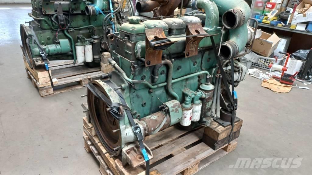 Volvo TD100A エンジン