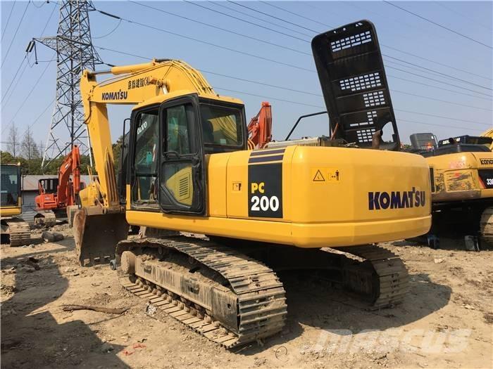 Komatsu PC 200-7 大型油圧ショベル12t以上（パワーショベル・ユンボ）