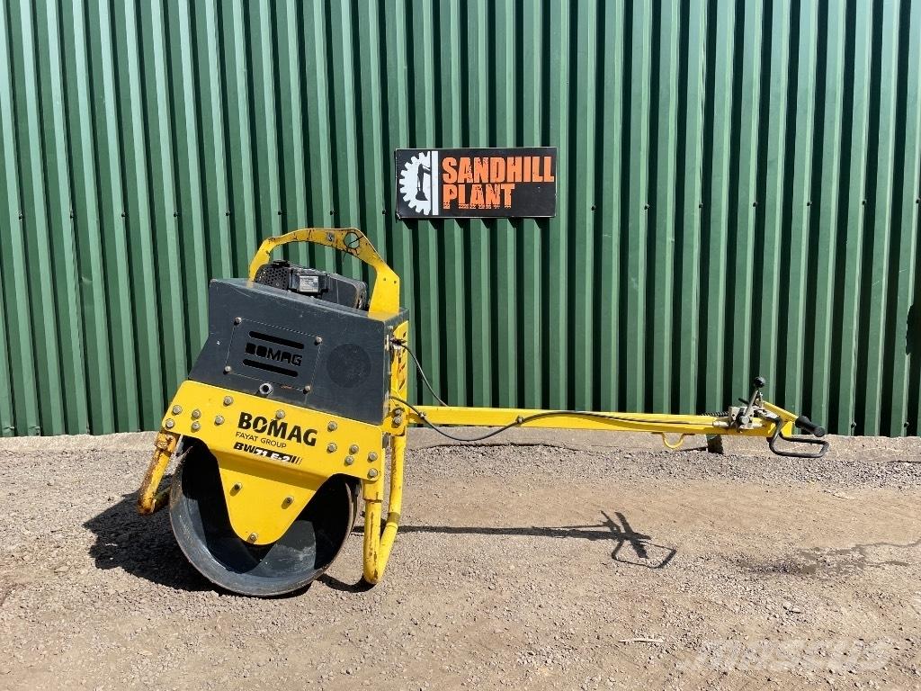 Bomag BW 71 E-2 振動ローラ