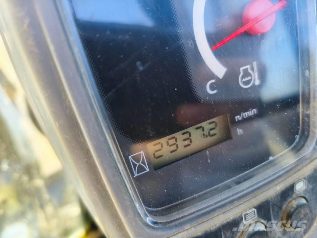 Kubota U 27-4 ミニ油圧ショベル 7t以下（ミニユンボ・ミニディガー）
