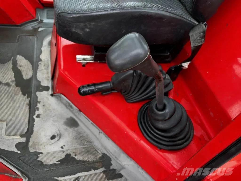 Manitou M30-4 4X4 ラフターテレントラック