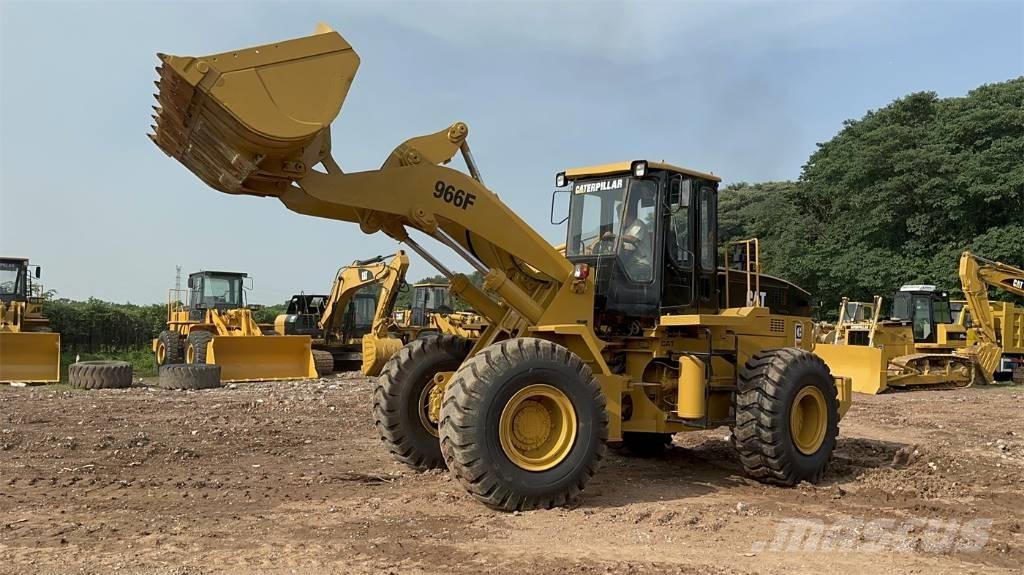 CAT 966 F ホイールローダー・タイヤショベル