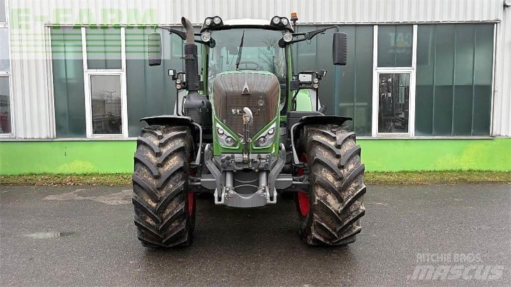 Fendt 828 s4 トラクター