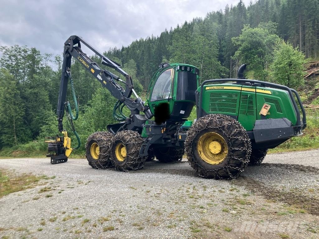 John Deere 1470G ハーベスター