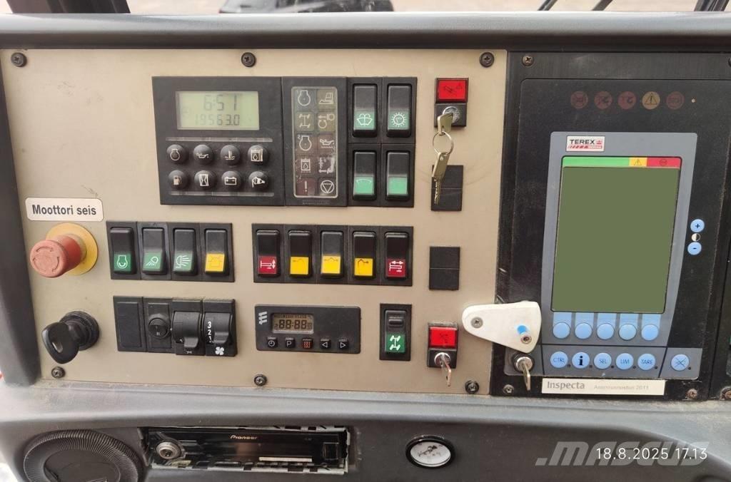 Terex Demag AC 50-1 オールテレーンクレーン