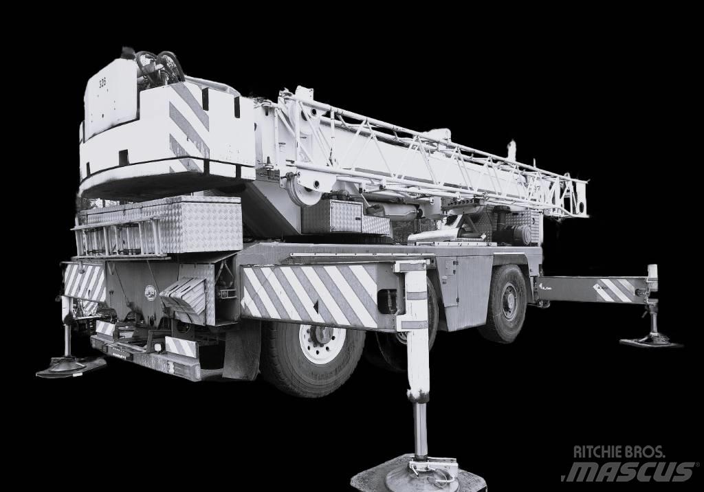 Terex Demag AC 50-1 オールテレーンクレーン