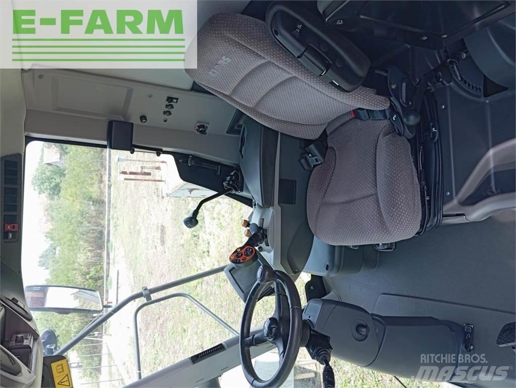 CLAAS Tucano 330 コンバイン