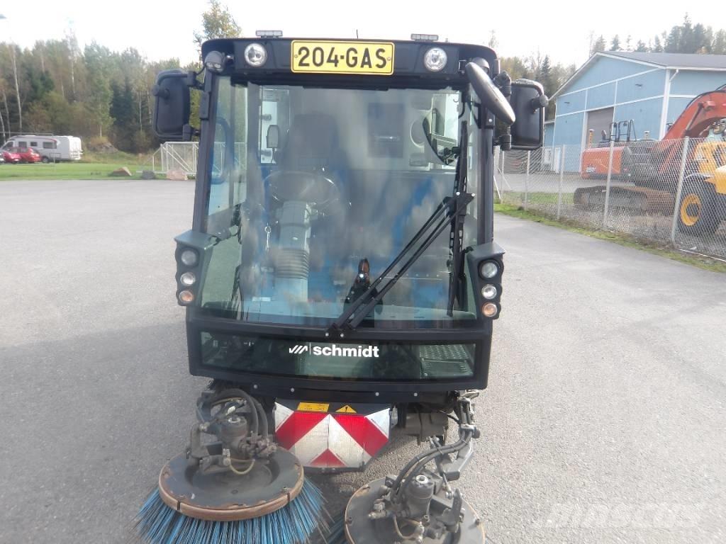 Schmidt Swingo 200+ 路面清掃機
