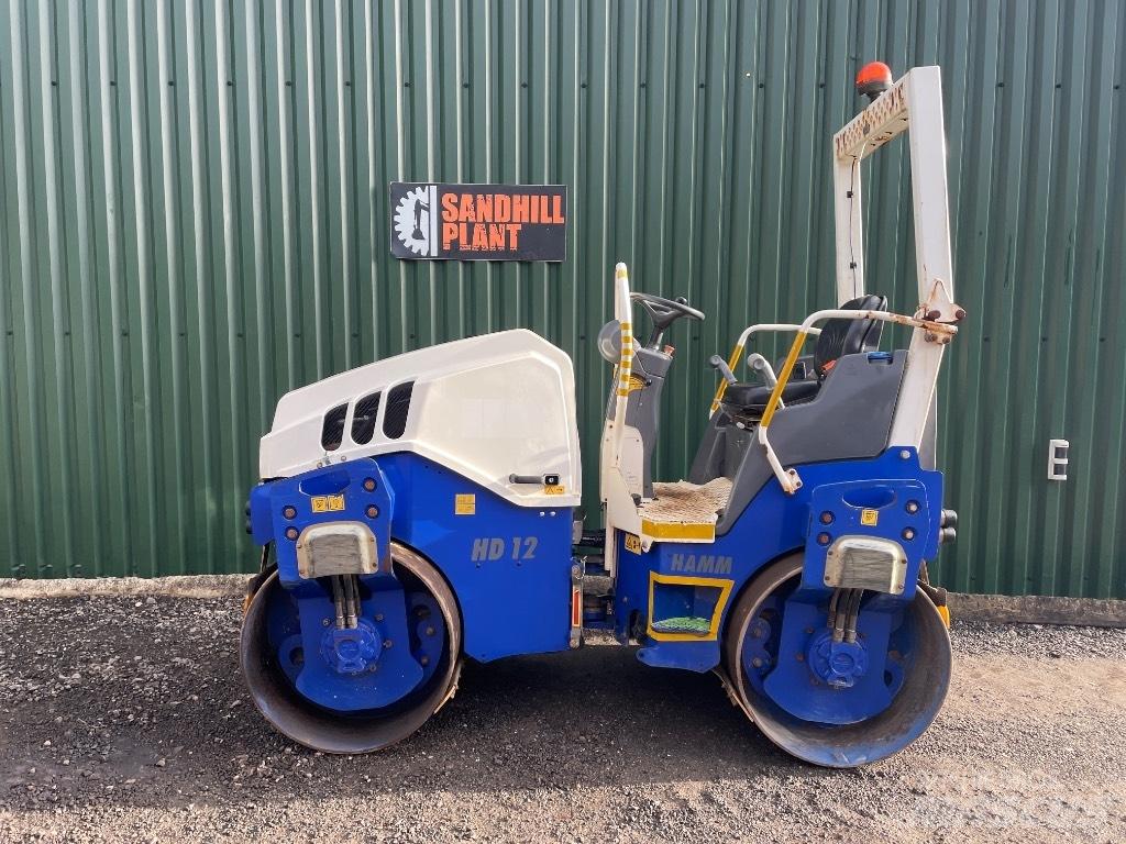 Hamm HD 12 VV タンデムローラ