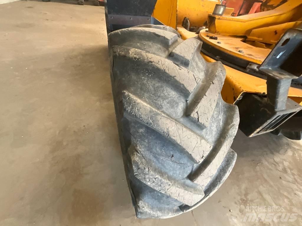 Thwaites 6 tonne サイト　ダンプ