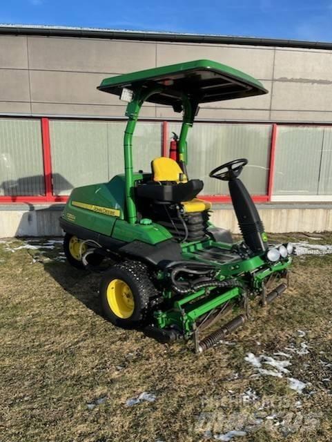 John Deere 7200 A フェアウェイモア/芝刈り機