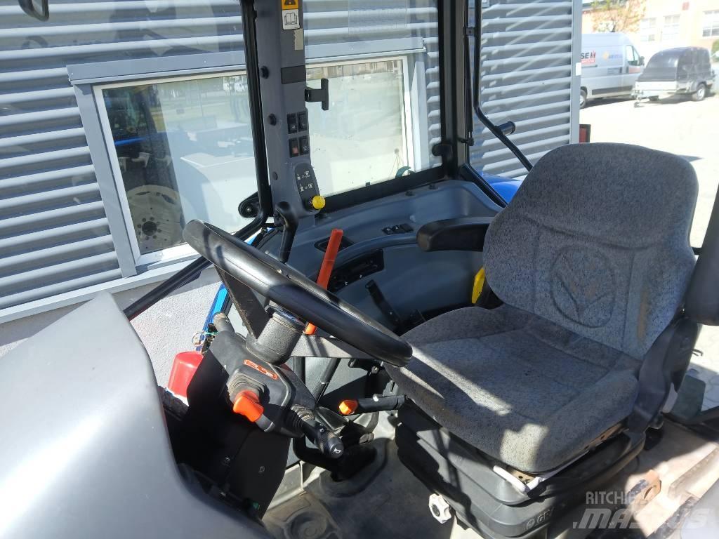 New Holland TL90A トラクター