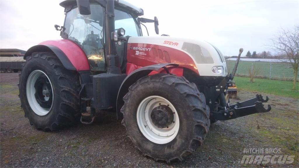 Steyr CVT 6240 トラクター