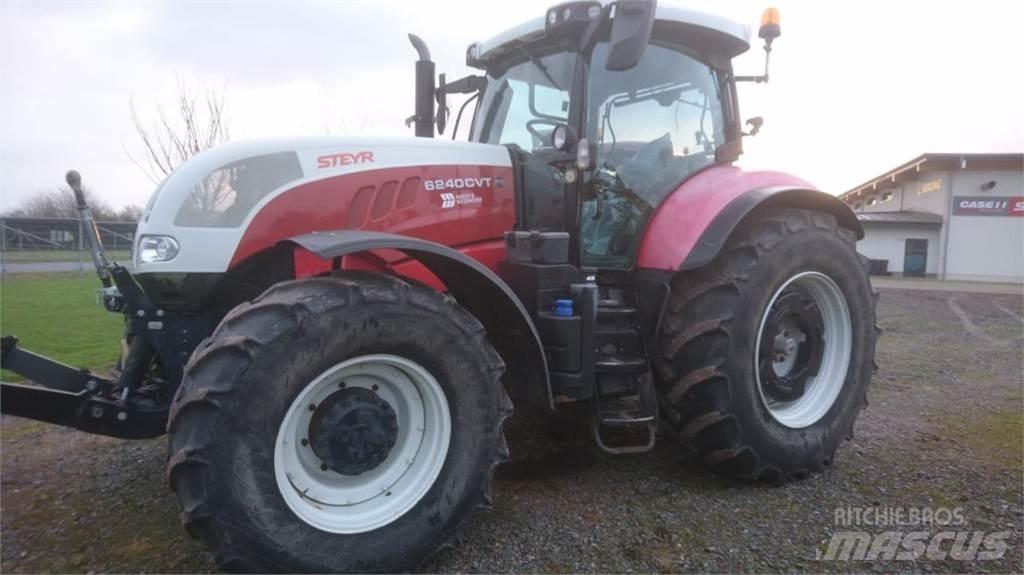 Steyr CVT 6240 トラクター
