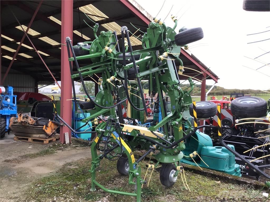 Krone Vendro 820 テッダー・テッダーレーキ