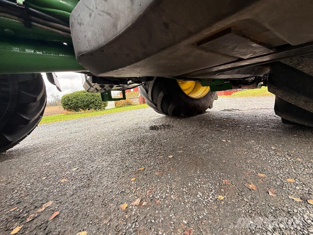 John Deere 6155 R トラクター