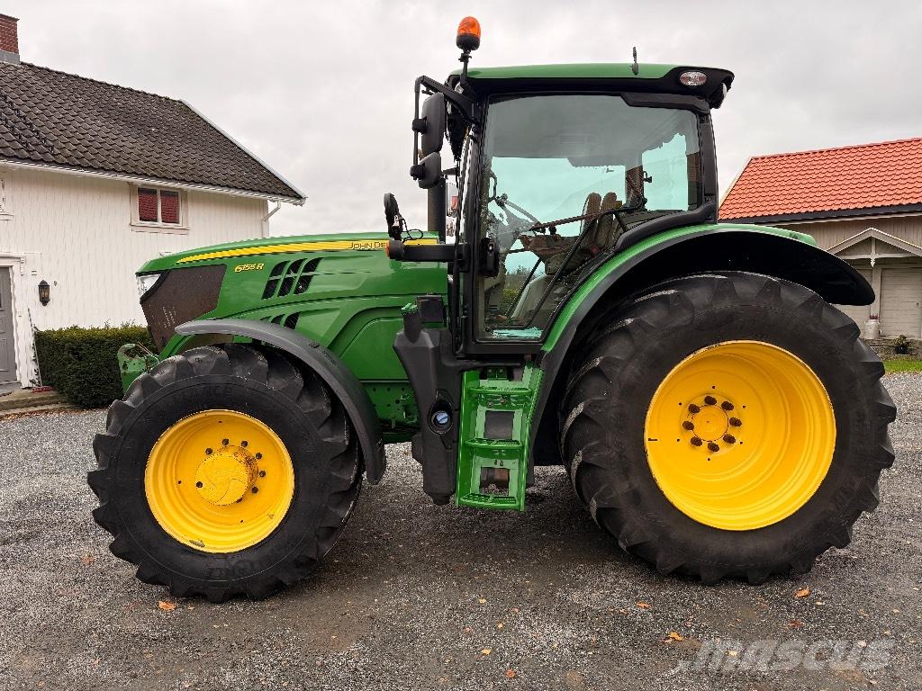 John Deere 6155 R トラクター