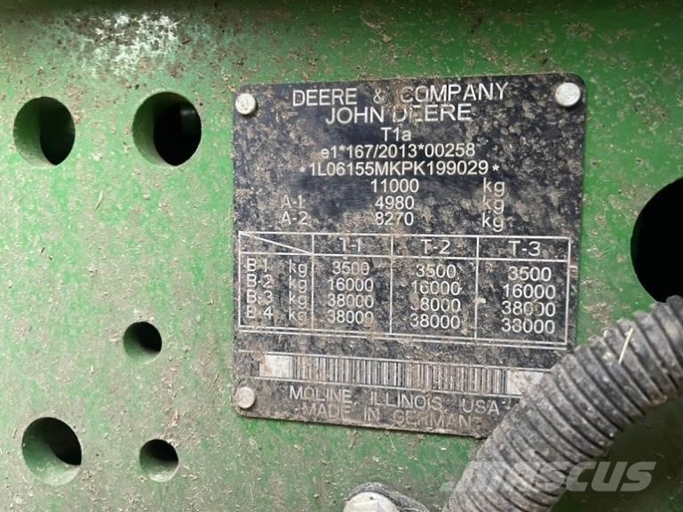 John Deere 6155M トラクター
