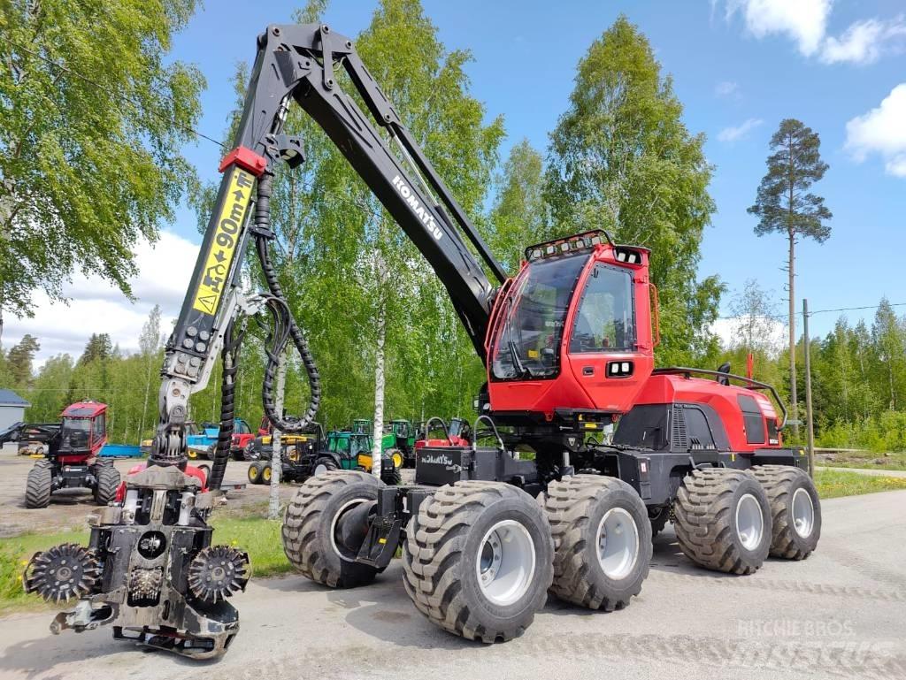 Komatsu 901 XC ハーベスター