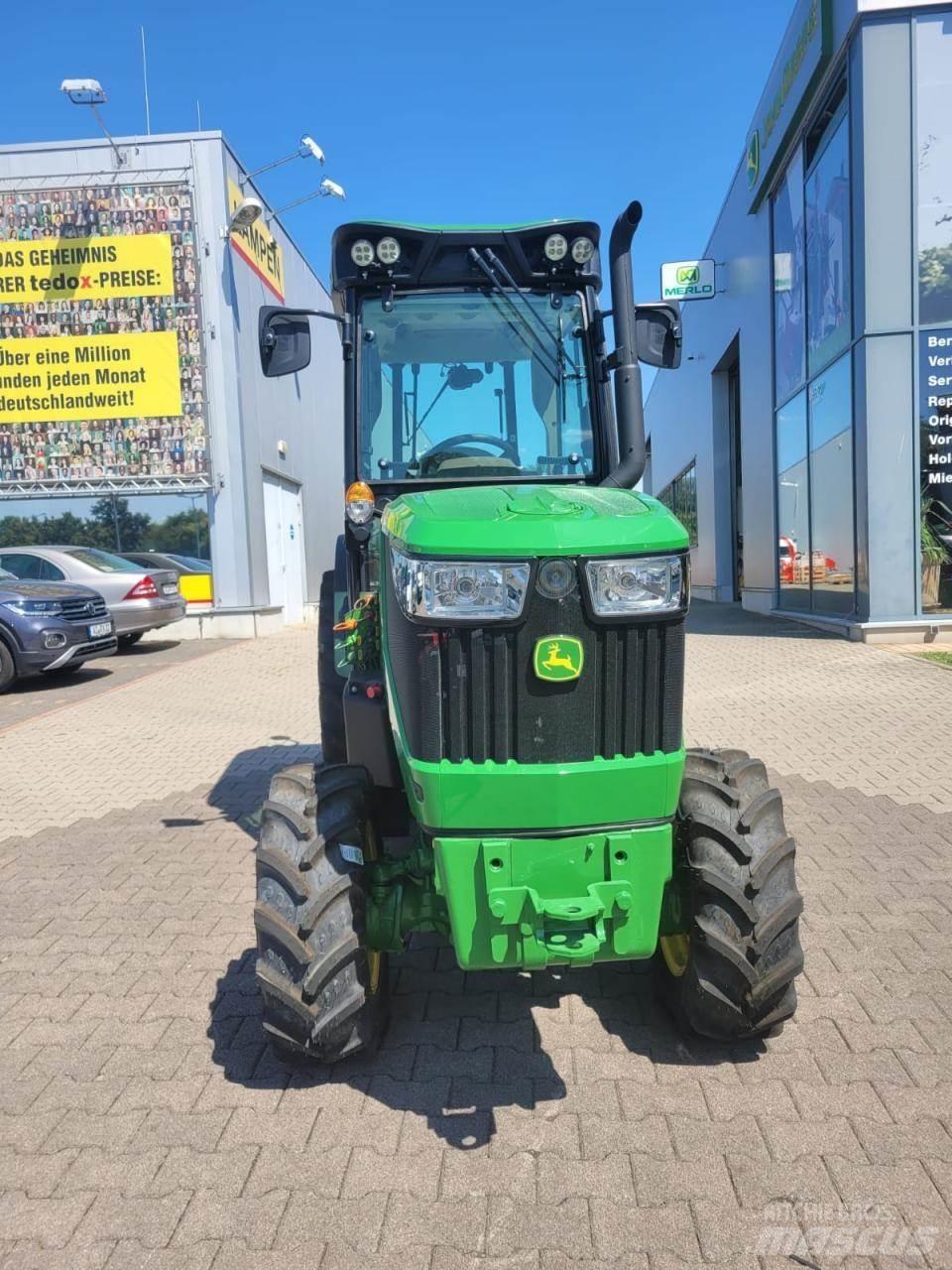 John Deere 5105GV トラクター