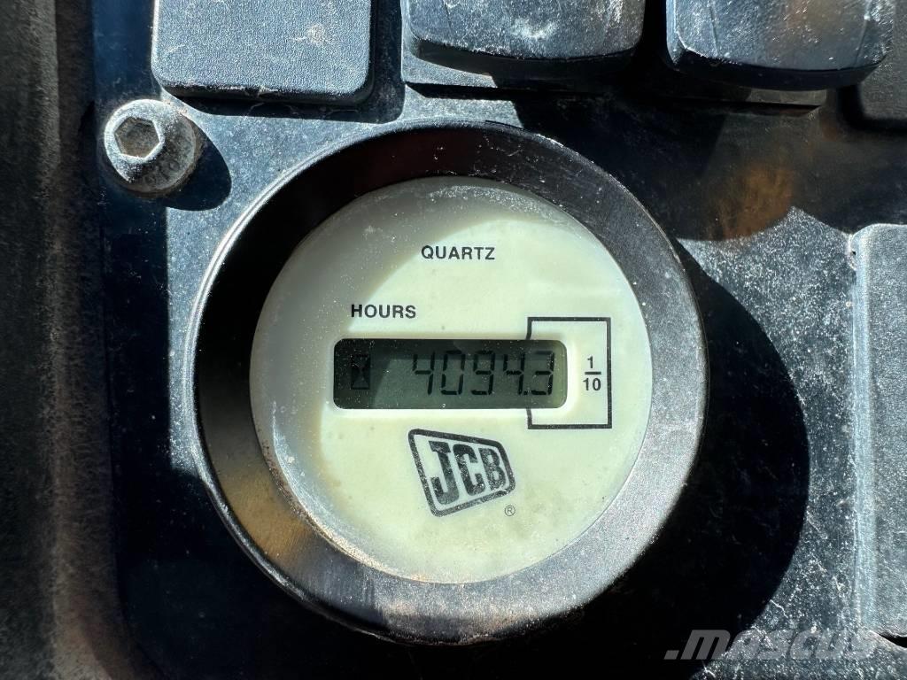 JCB 512-56 テレスコーピックハンドラー