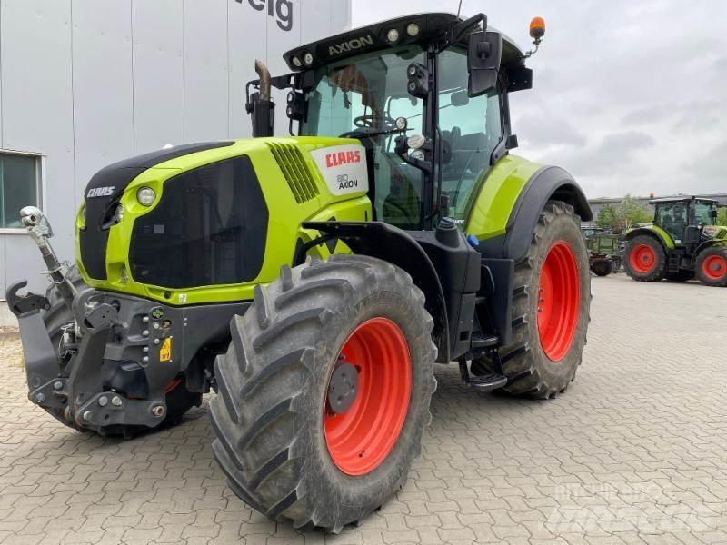 CLAAS AXION 810 トラクター
