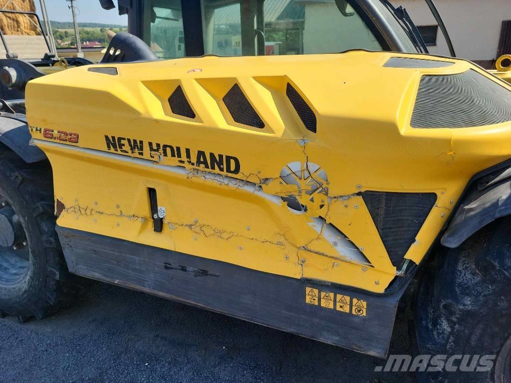 New Holland TH 6.28 農業用テレハンドラー