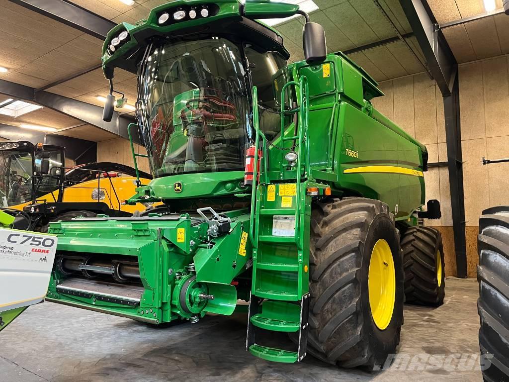 John Deere T 660i コンバイン