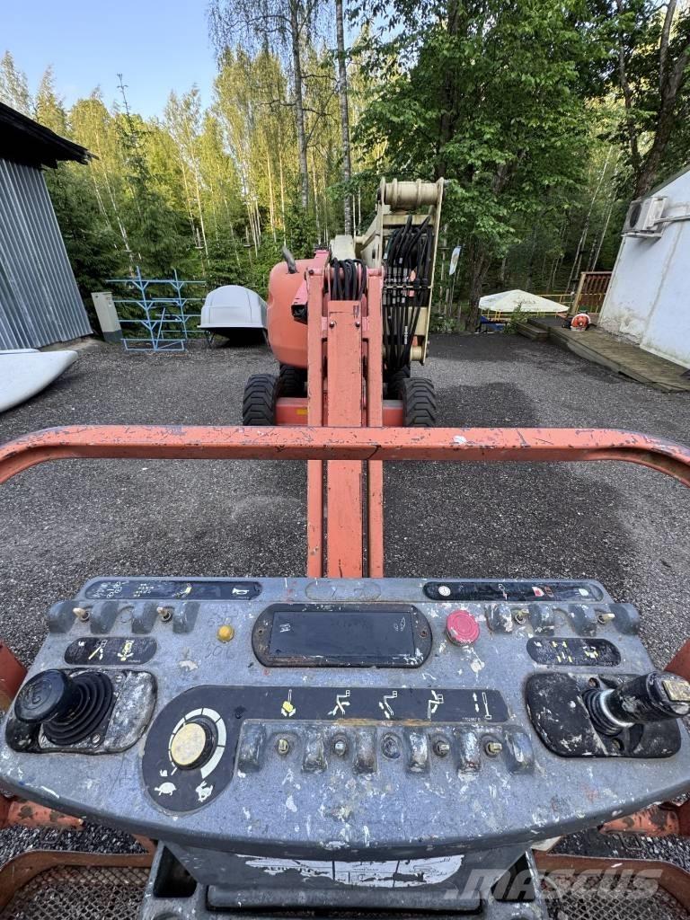 JLG 450 AJ ブームリフト　屈伸型