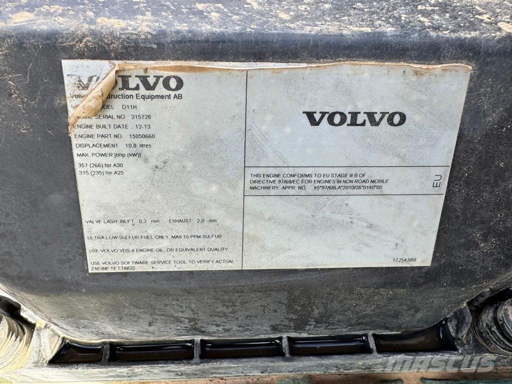 Volvo A30F アーティキュレート式ダンプトラック
