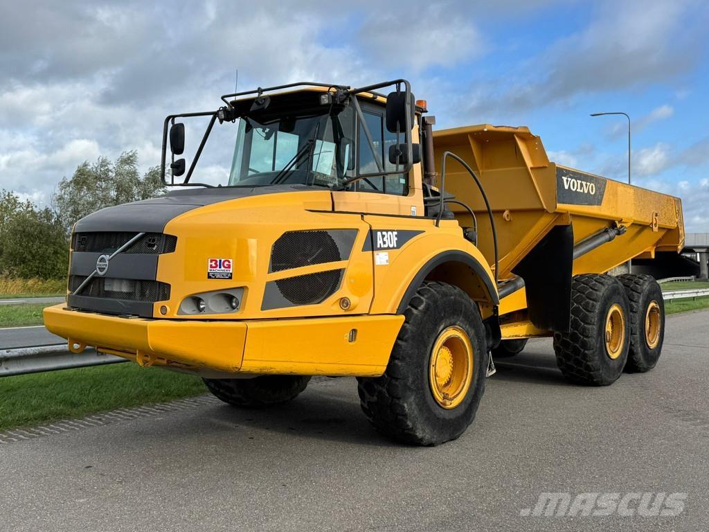 Volvo A30F アーティキュレート式ダンプトラック